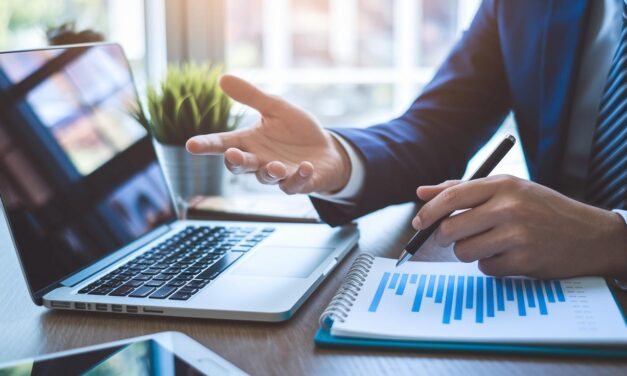 Come implementare un processo di vendita consultiva per accelerare la crescita aziendale